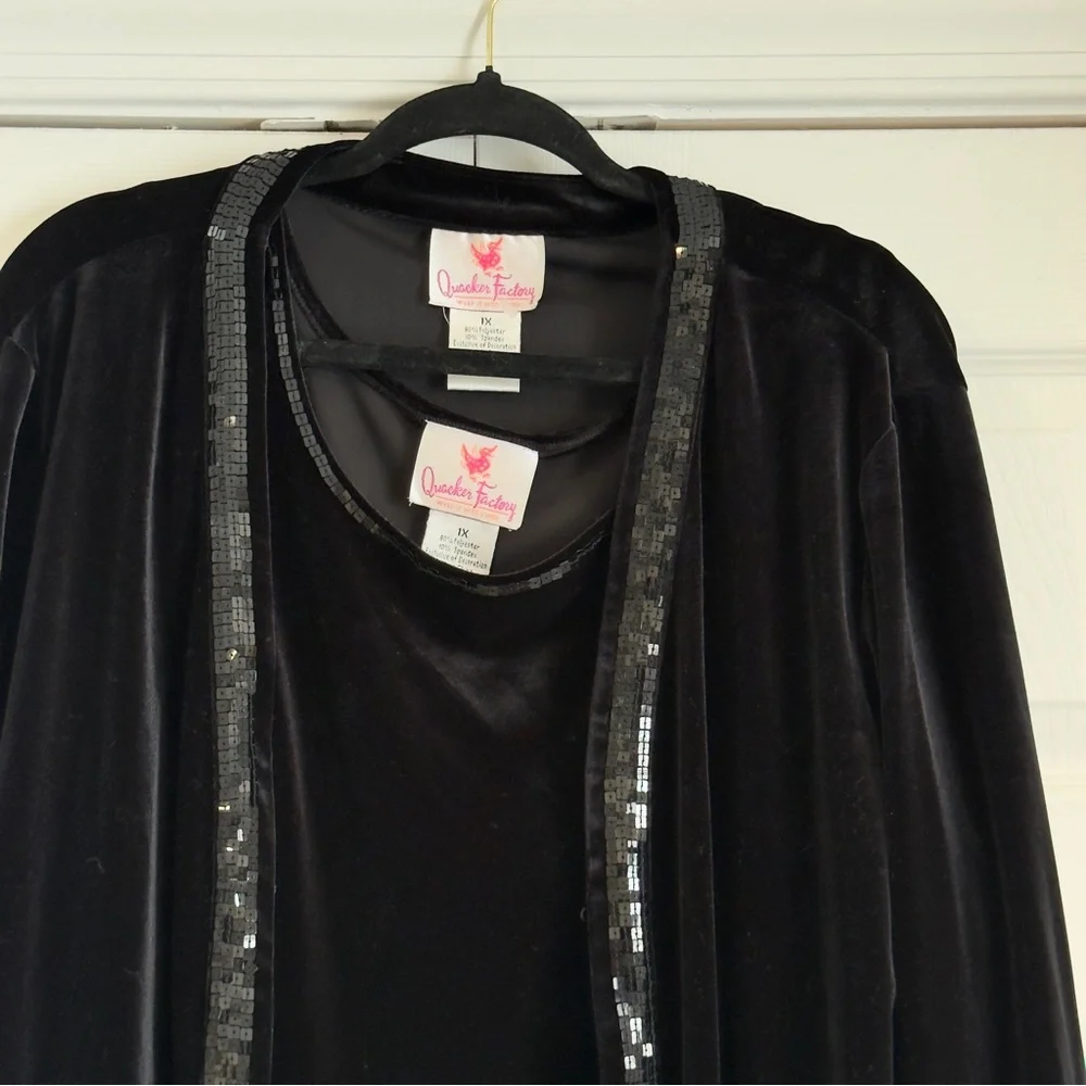 Quacker Factory Velvet Velour 2 Piece Cardigan And Tank Set Black Women Size 1X